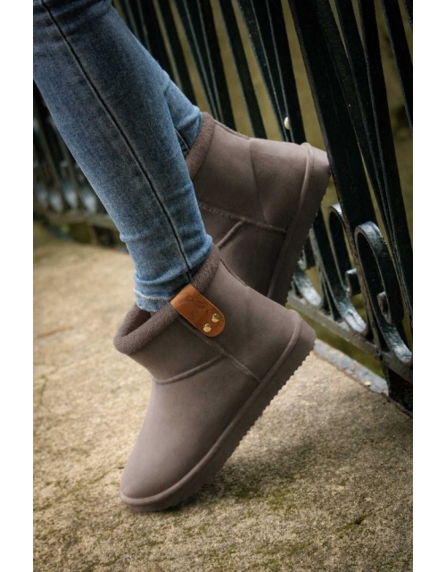 Stuffed Boots - Chocolate