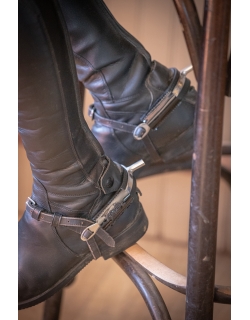 Spur Cover - Black